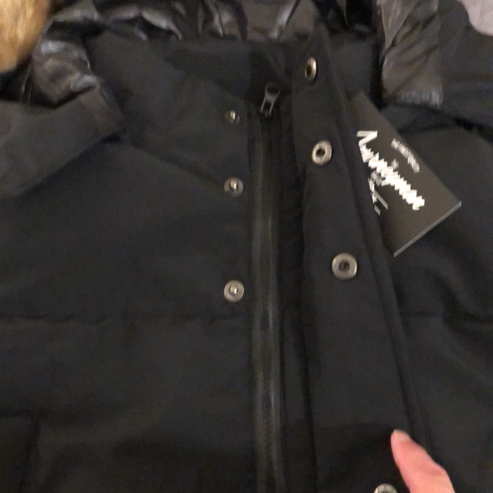 Black puffer long coat with faux fur hood size Large - Picture 4 of 16